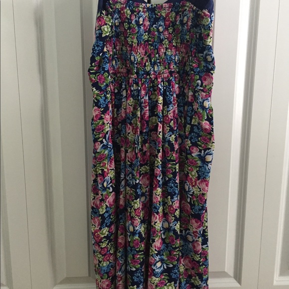 Floral Summer Dress - Picture 3 of 3